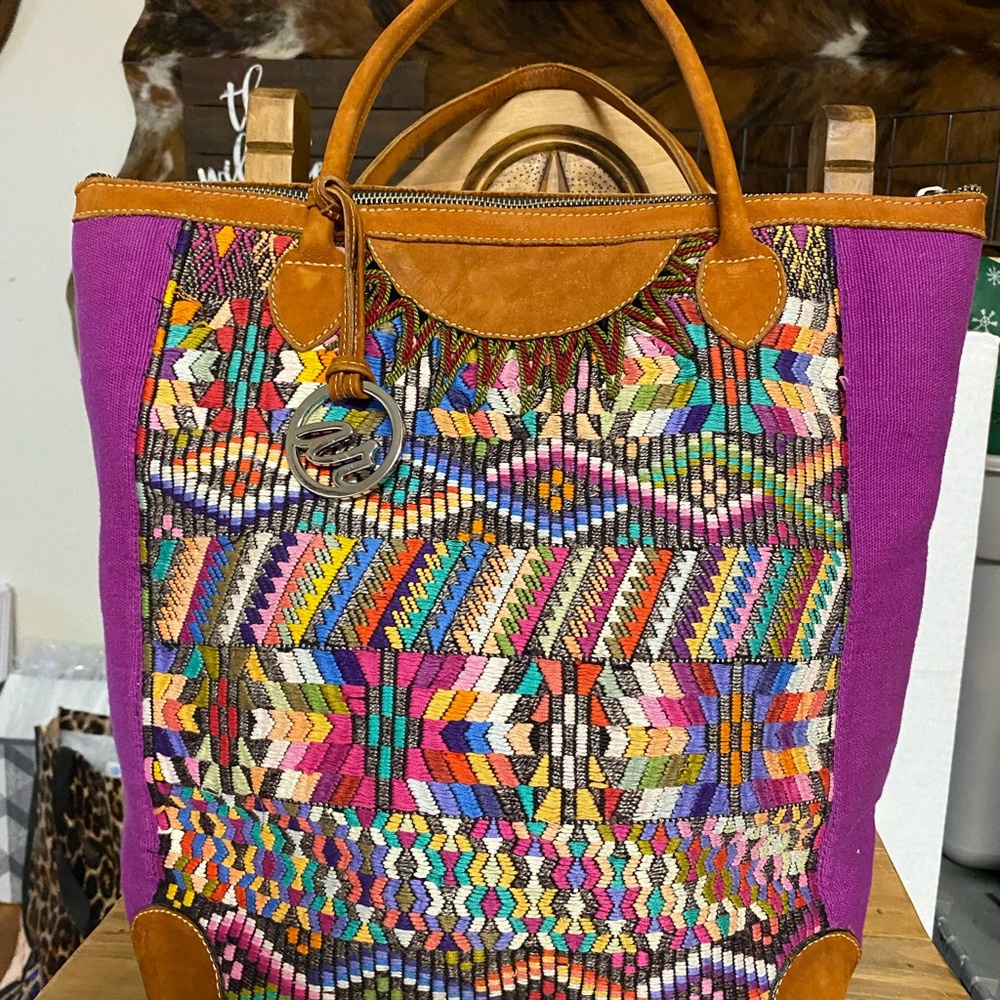 Arloom Bags  Large Tote Gently used